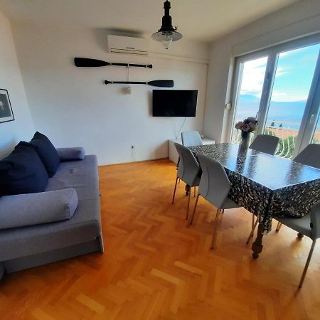 Apartments Novum ノヴィ・ヴィノドロスキー エクステリア 写真
